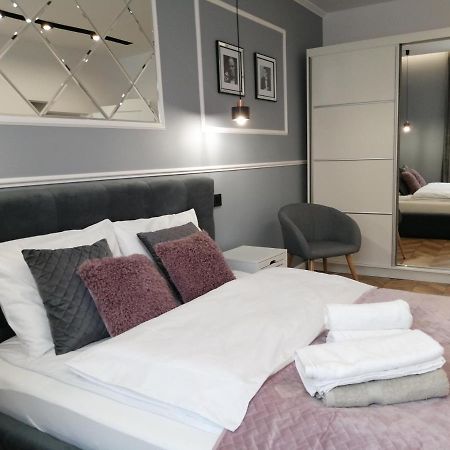 Apartament Lucy - Scisle Centrum Czestochowy Ченстохова Экстерьер фото