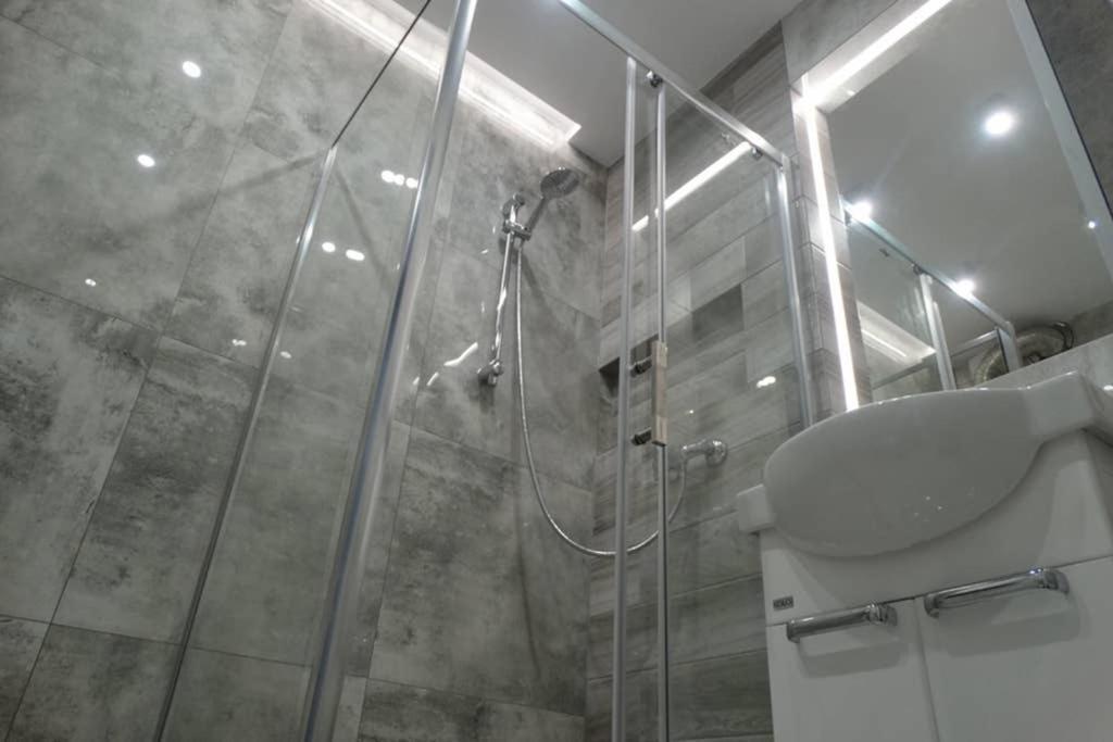 Apartament Lucy - Scisle Centrum Czestochowy Ченстохова Экстерьер фото